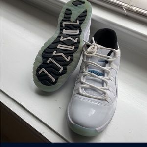 Used Jordan legend blues 3y boys